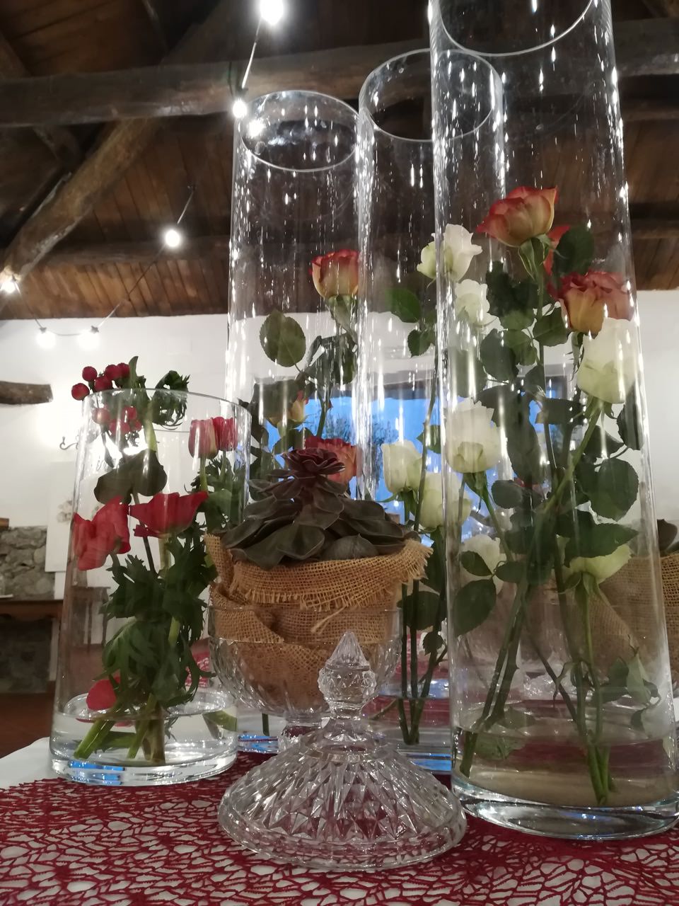 Decorations, floral creations and arrangements for wedding reception room - Villa Ventura - Falerna - Catanzaro - Calabria